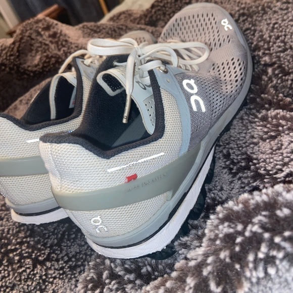 Women’s onclouds - Picture 3 of 8